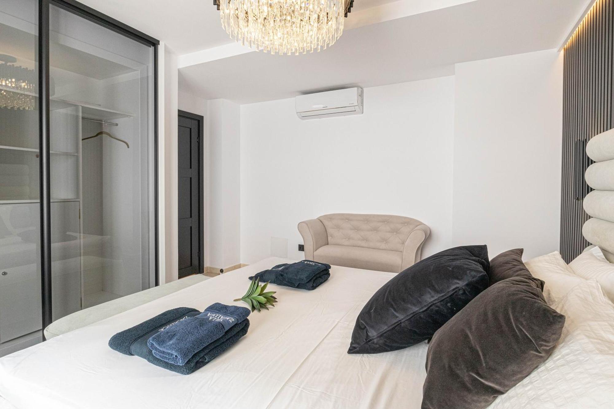 Villa Zacaluca Pool Whirlpool Sauna&Gym Marbella Esterno foto